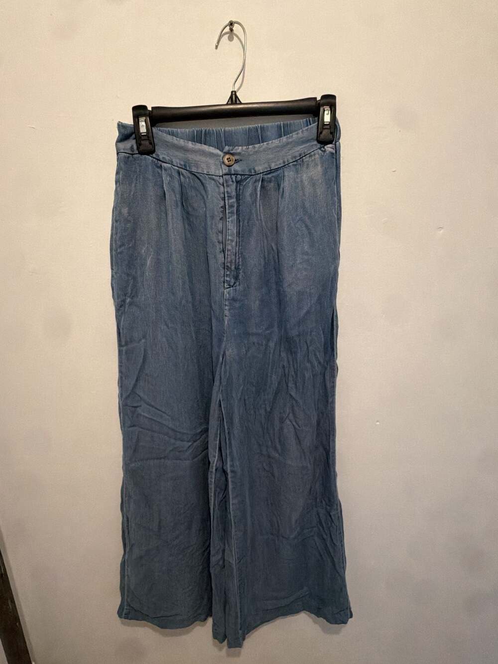 Mustard Seed Light Blue Denim Pleated Wide-Leg Pull-On Pants